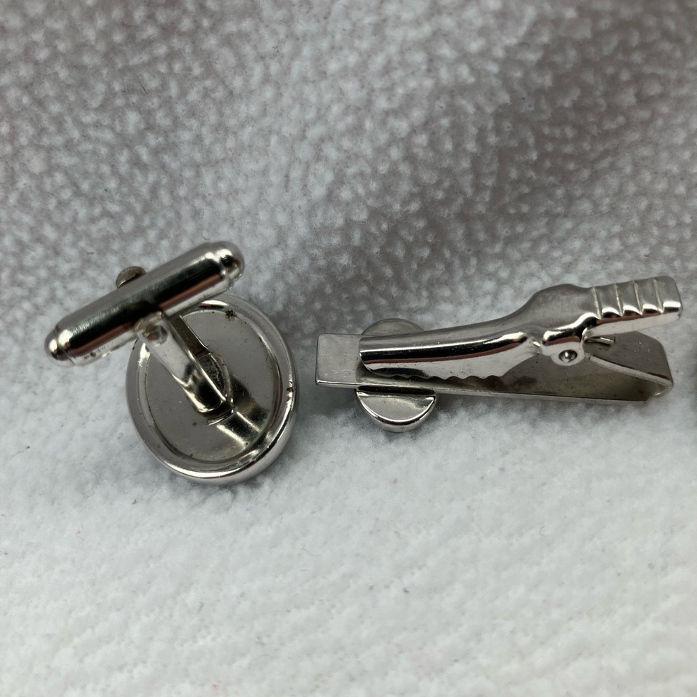 Vintage Silver Color Oval Monogram Cufflinks and Tie Clip Set - E or C Initial - Picture 11 of 11